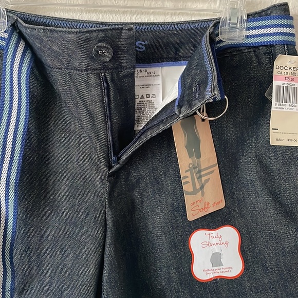 Dockers Denim Truly Slimming Shorts Women’s Size 10. - Picture 7 of 11